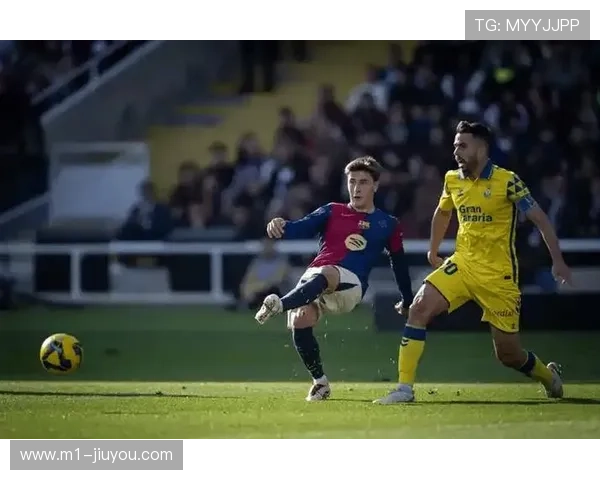 吉罗纳与比利亚雷亚尔将上演传控与传导的战术哲学对决